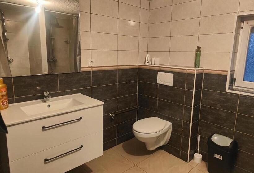 旅馆 Chambre Climatisée Et Cosy Auberge Du Manala Hôtel 24 24