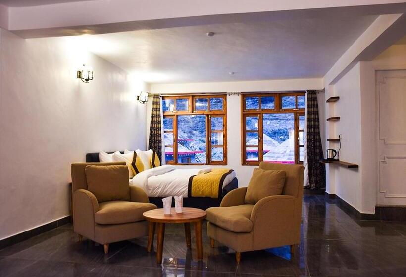 호스텔 Moustache Koksar Luxuria, Sissu