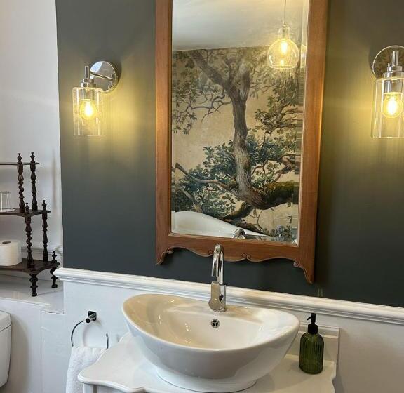 ユースホステル Upstairs At The Pipe Makers