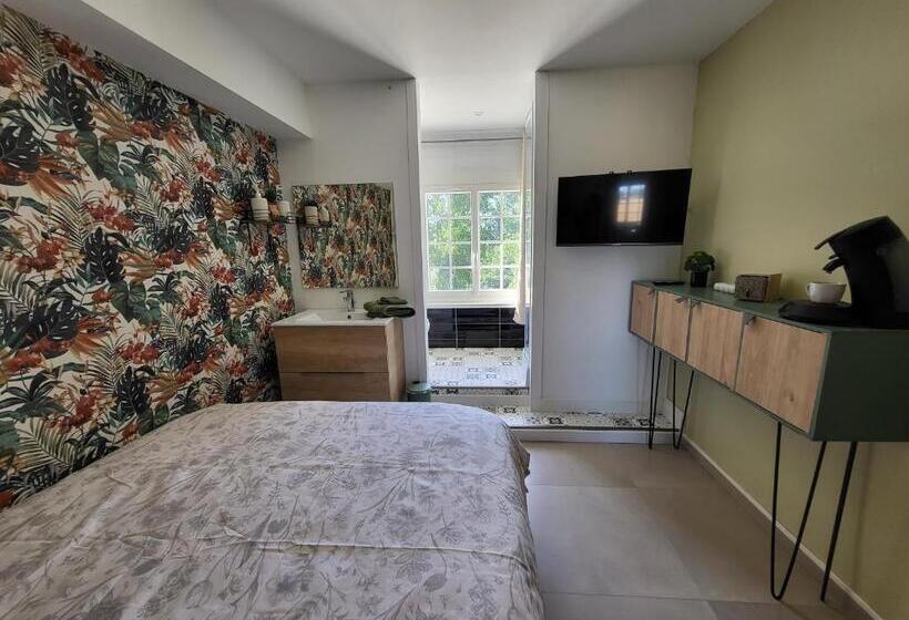 הוסטל Wonderbar