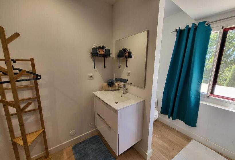 הוסטל Wonderbar