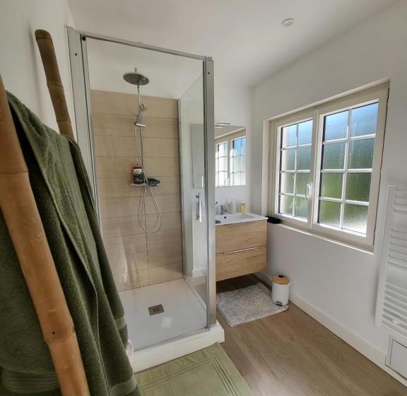 הוסטל Wonderbar