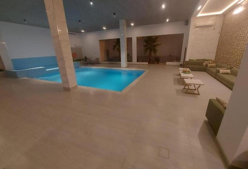 مبيت وإفطار قاعة وشاليه ومسبح ماز