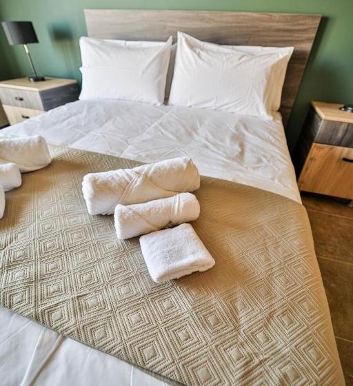 تختخواب و صبحانه 49 Sunrise Lodge