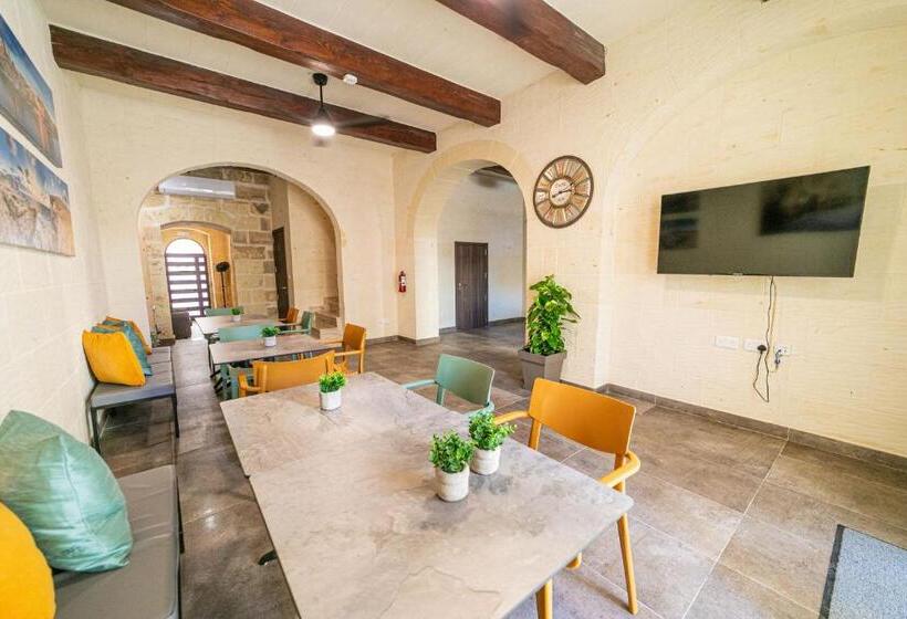 تختخواب و صبحانه 49 Sunrise Lodge