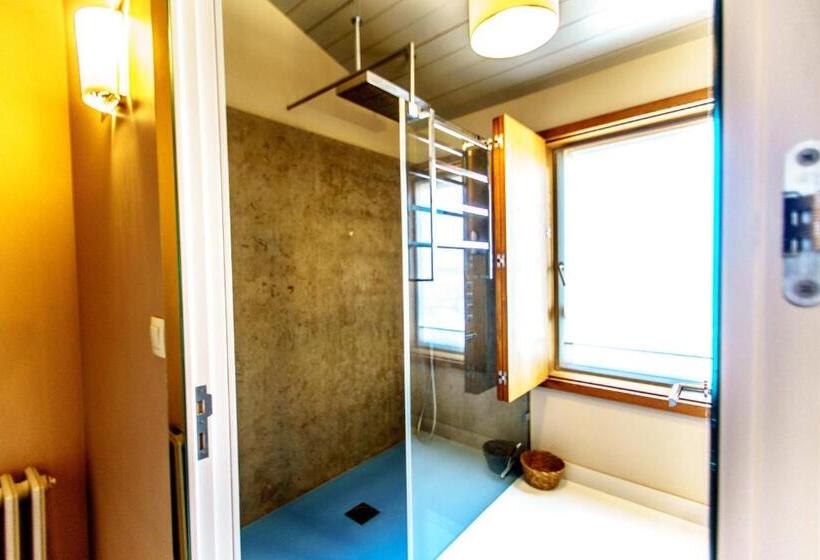 ベッドアンドブレックファースト Ailleurs Land