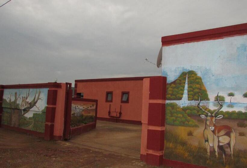 住宿加早餐  Cozy Queen Bed Apartment In Hammanskraal