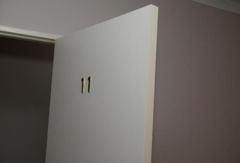 צימר Faces Guesthouse La Provance