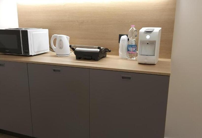 住宿加早餐  Fragilerooms