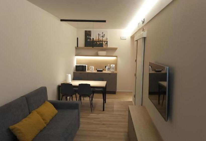 住宿加早餐  Fragilerooms