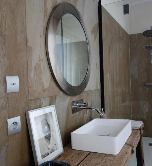 Bed and Breakfast La Maison Haute