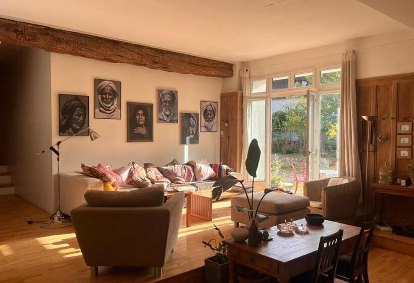 민박 Grandes Chambres Dans Un Corps De Ferme Rénové Du Château Du Piple, à 16km De Paris