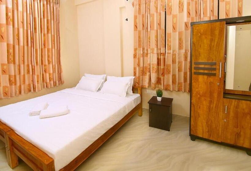 민박 Loyal Residency