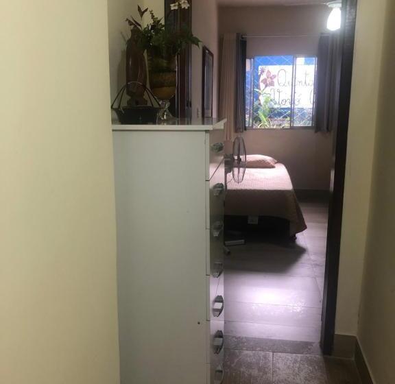 مبيت وإفطار Suíte Privativa Sanilda