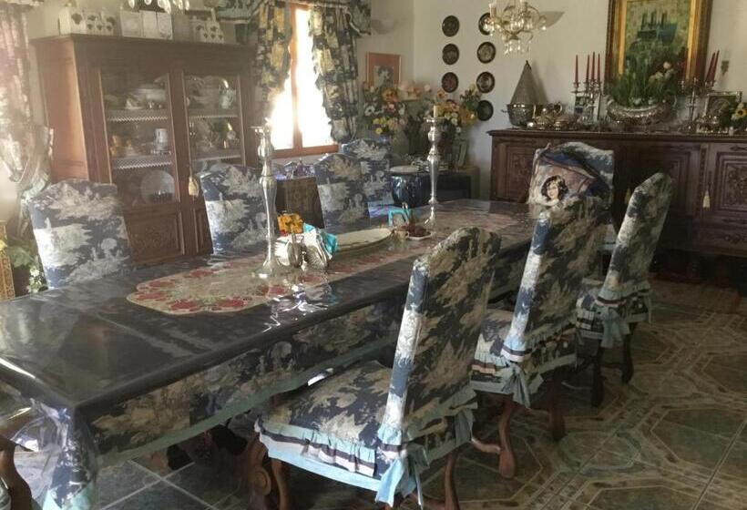 Bed and Breakfast Villa La Cerisaie