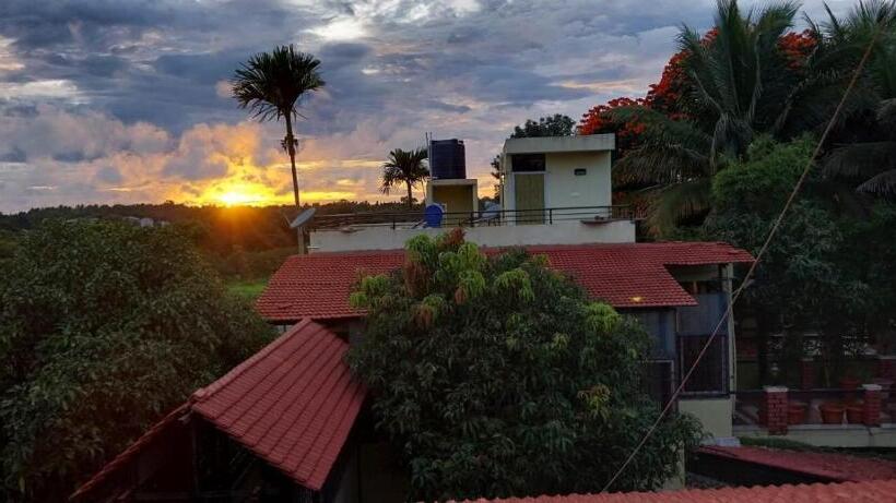 Bed and Breakfast Village Villa By Aarambh Ventures