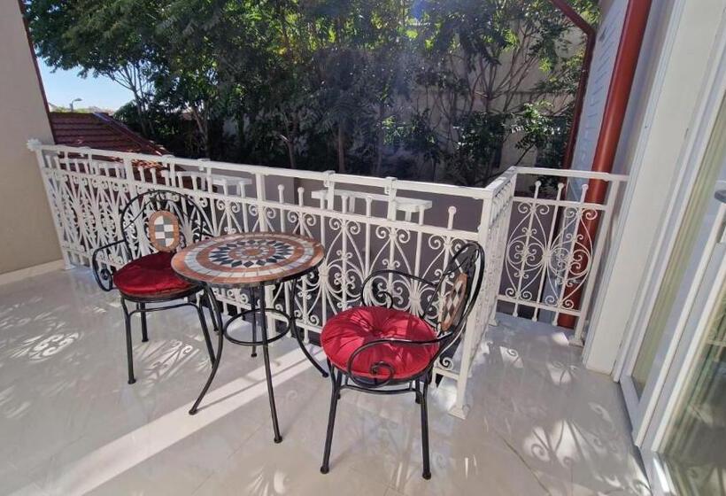 Bizi House Accommodation