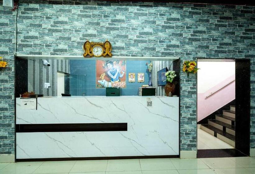 Collection O Hotel Chhattisgarh Palace