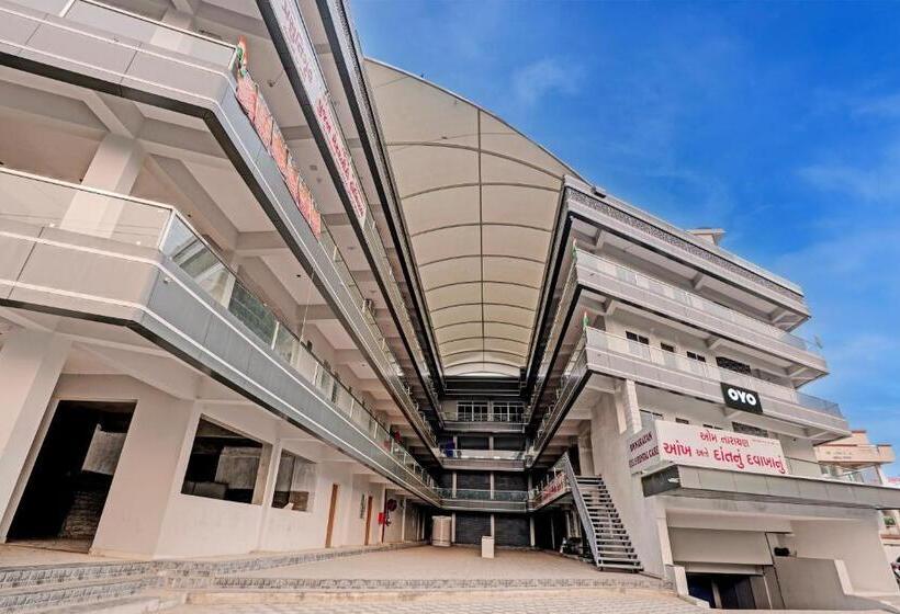 בית מלון כפרי Collection O Kanha Inn