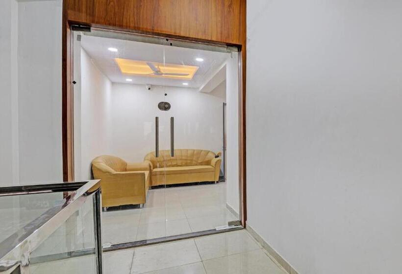 בית מלון כפרי Collection O Kanha Inn