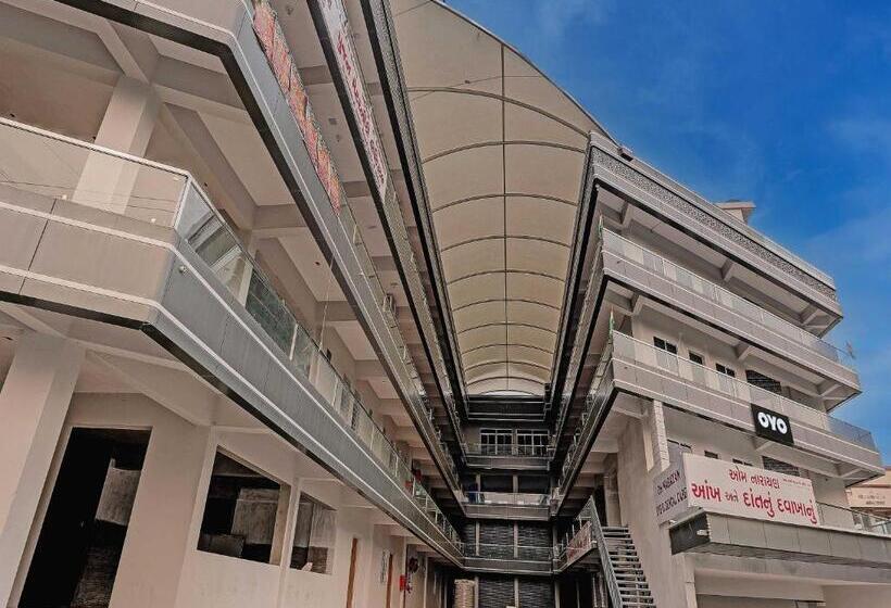 בית מלון כפרי Collection O Kanha Inn