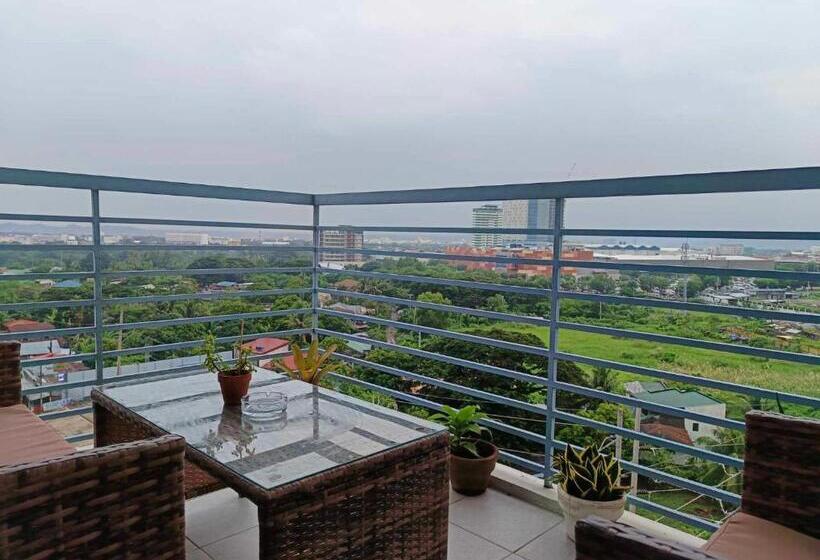 Executive Studio At One Madison Place Iloilo City