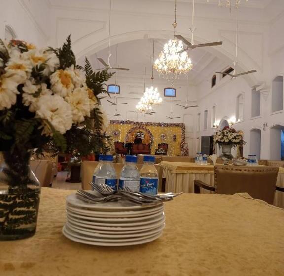 هتل Apple Flower, A True Gem Of Hospitality