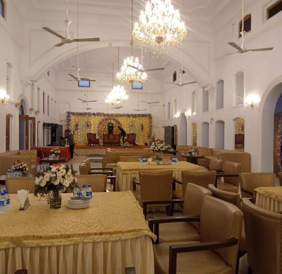 هتل Apple Flower, A True Gem Of Hospitality