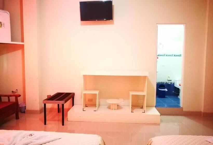 Szálloda As Las Acacias Nueva Loja