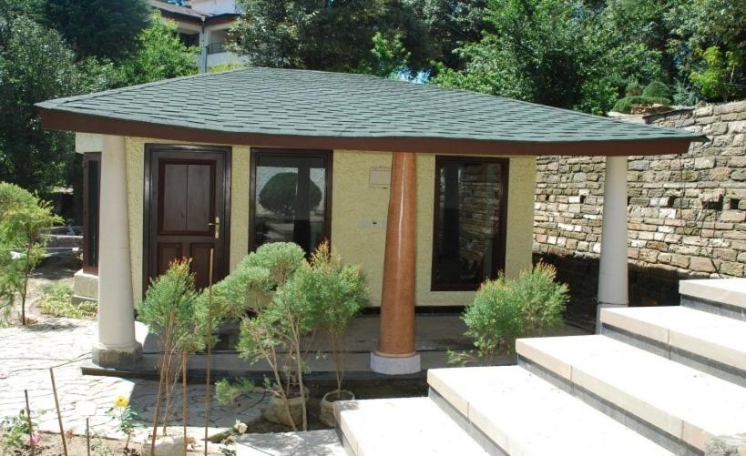 בית מלון כפרי Ayushkunj Jungle Resorts