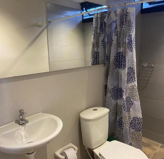 カプセルホテル Hosteline