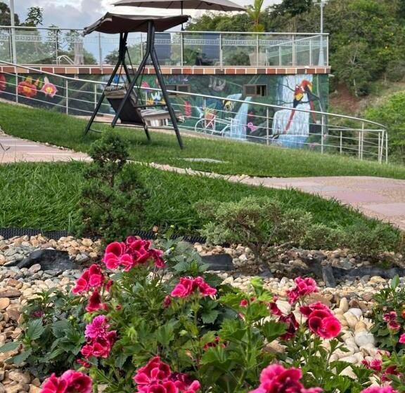 酒店 La Perla Finca