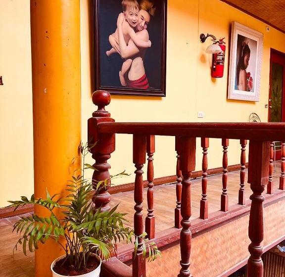 호텔 Havana Nights Phi Phi