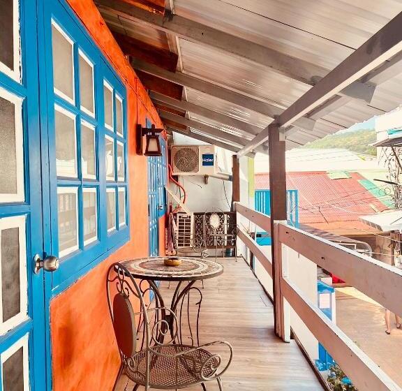 호텔 Havana Nights Phi Phi