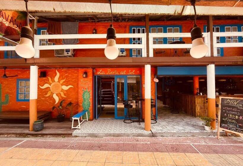 호텔 Havana Nights Phi Phi