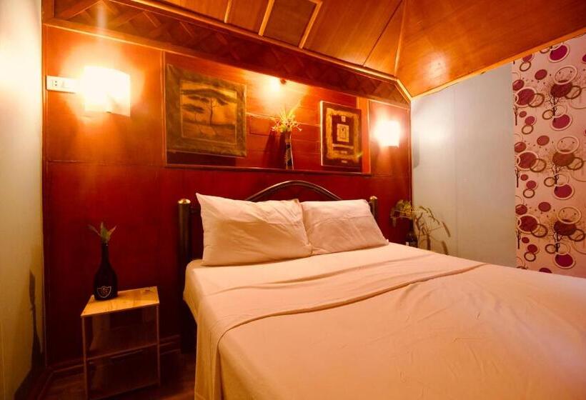 호텔 Havana Nights Phi Phi