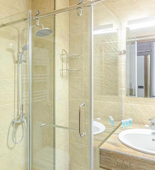 هتل Hilltop Management Group