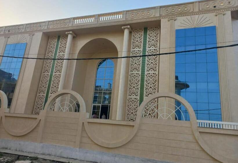 ホテル Holiday Grand