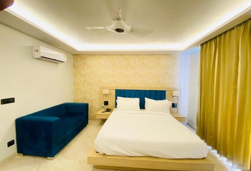 酒店 Holiday Grand Unit A Fabebo Group