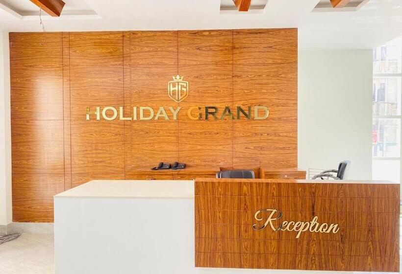 酒店 Holiday Grand Unit A Fabebo Group