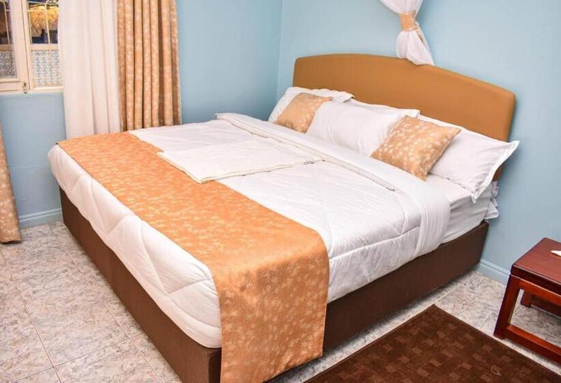 Отель Kisumu B&b: Cozy Stay & Secure Parking
