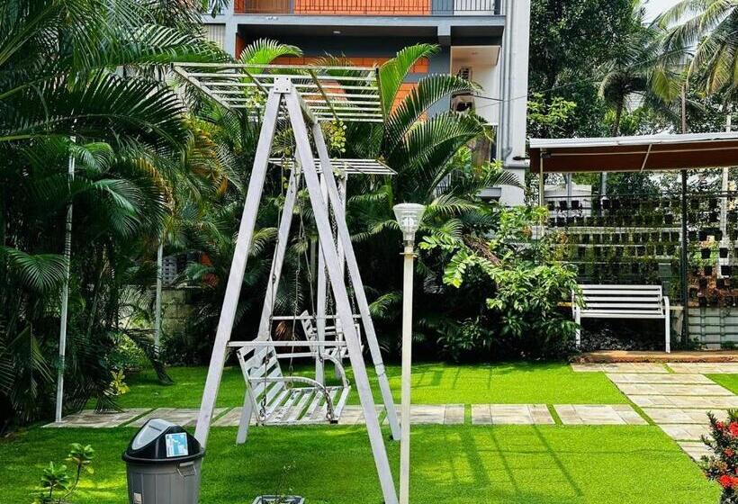 Отель Kottakkal Ayurfidha Wellness Centre & Dental Clinic