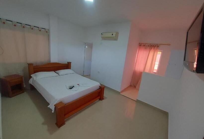 فندق London Con Parqueadero