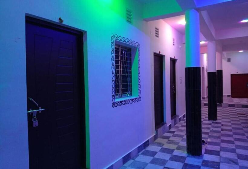 호텔 Maa Mangala Tourist Hote & Lodge