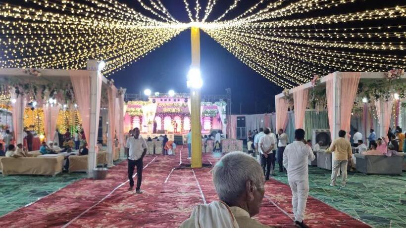 בית מלון כפרי Maharaja Resort And