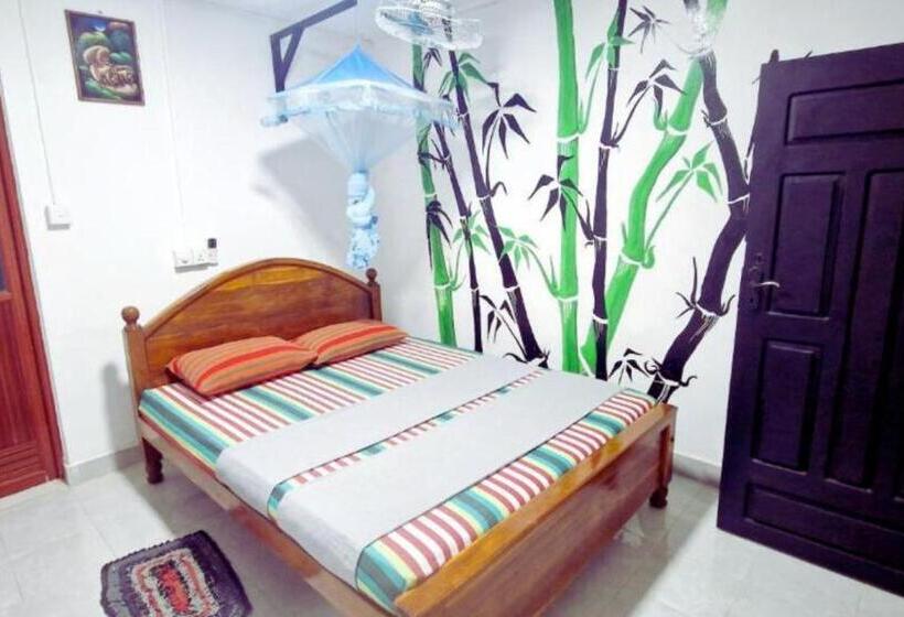 酒店 Mariam Guest Inn