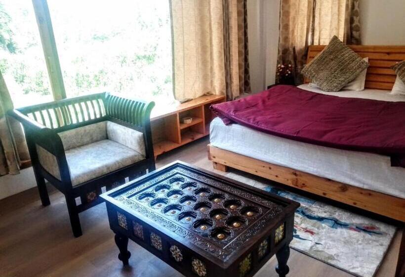 Отель Namami Retreat