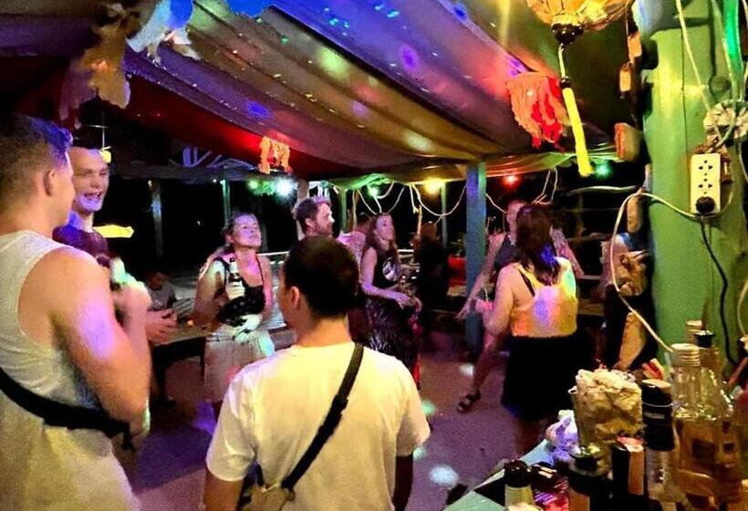 酒店 Neverland Beach Village Bungalows