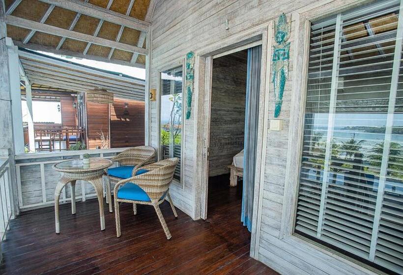 בית מלון כפרי Nusa View   Hakuna Matata