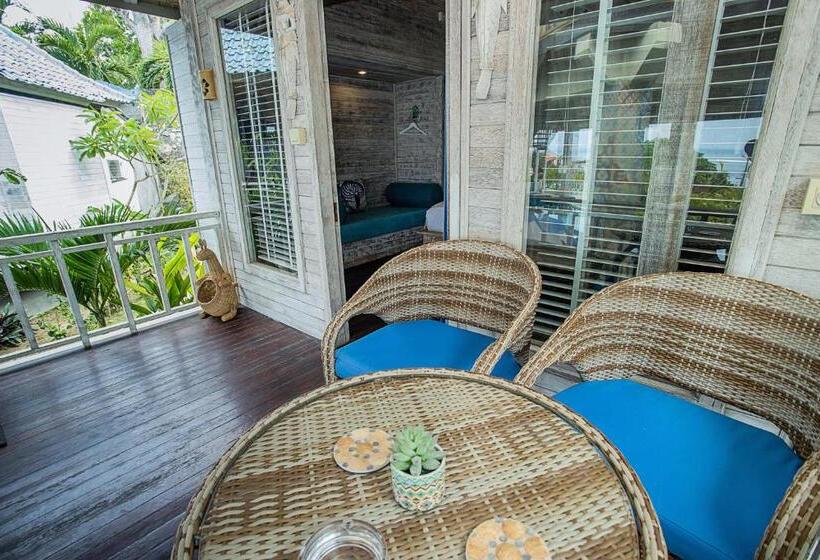 בית מלון כפרי Nusa View   Hakuna Matata